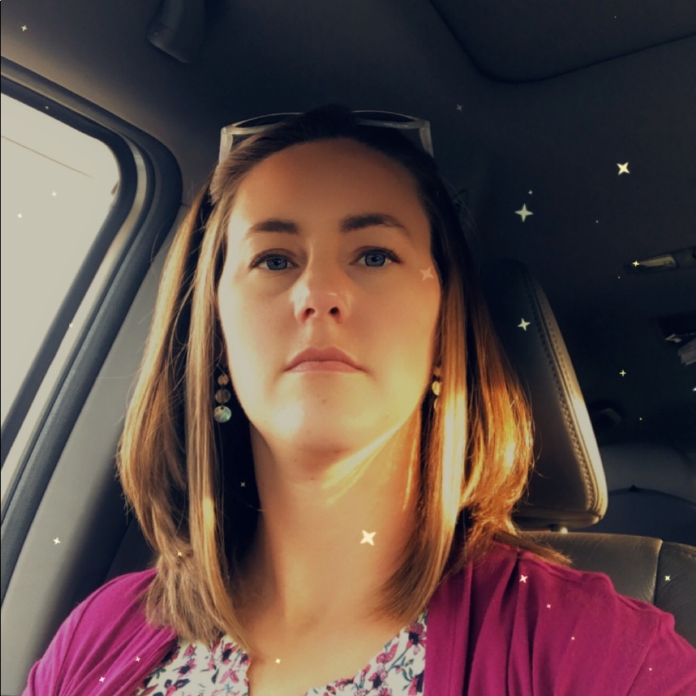 Meet your Posher, Jennifer